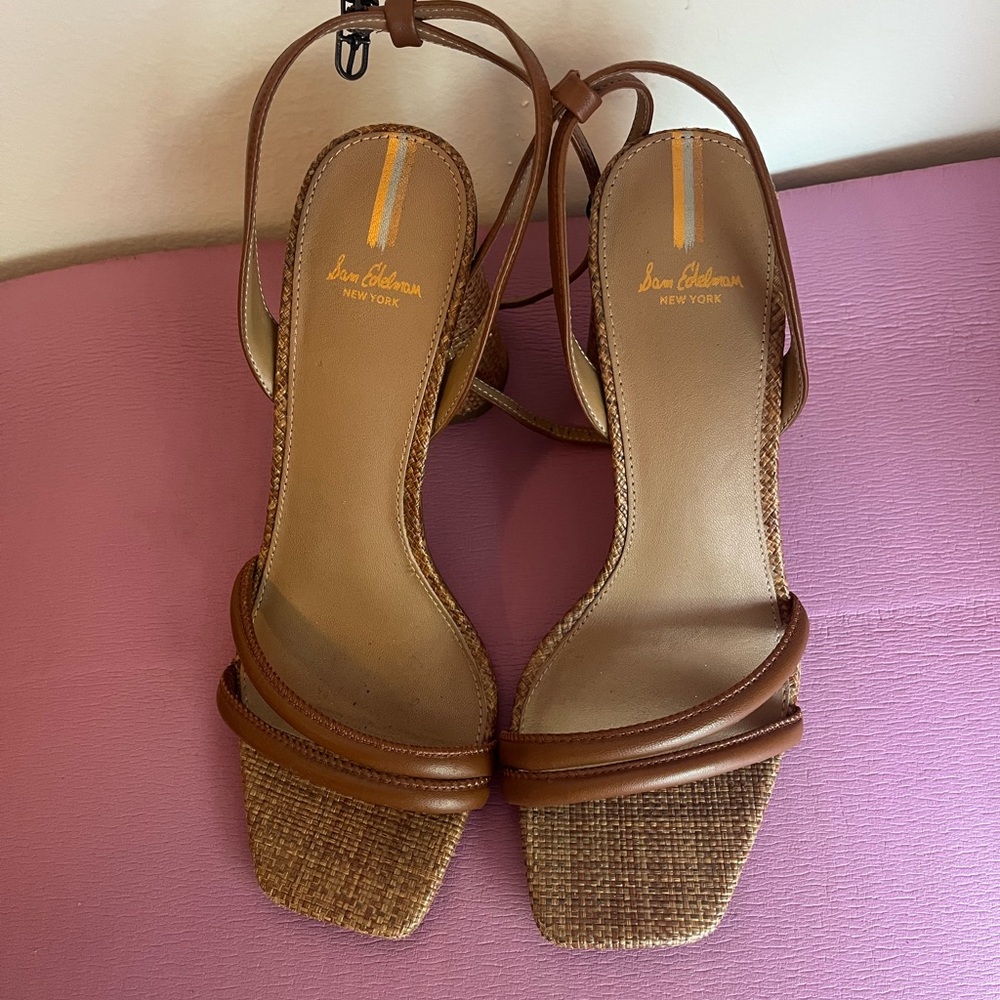 Sam Edelman Kia Block Heeled Sandals - Picture 4 of 5